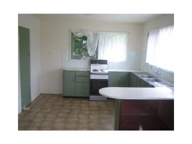 9 Bimbadeen Avenue, Banora Point NSW 2486