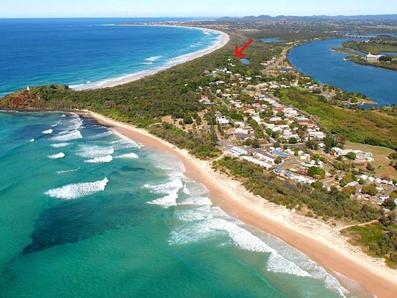 12 Dune Street, Fingal Head NSW 2487