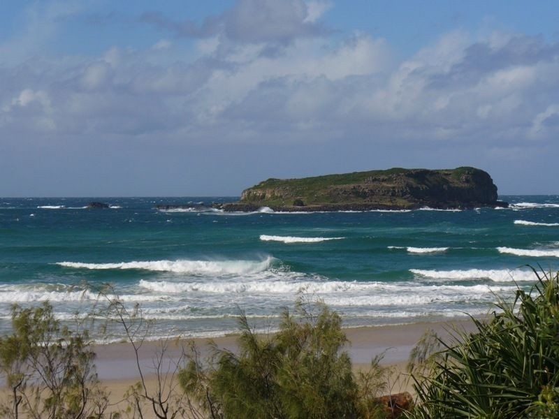 12 Dune Street, Fingal Head NSW 2487