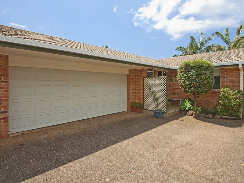 2/2 Sterling Court, Cudgen NSW 2487