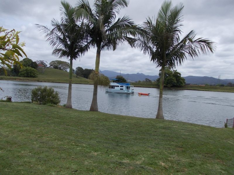 211 Tweed Valley Way, Murwillumbah NSW 2484