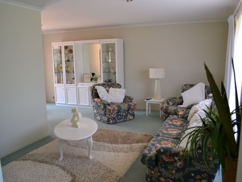 11 Poinciana Avenue, Cabarita Beach NSW 2488