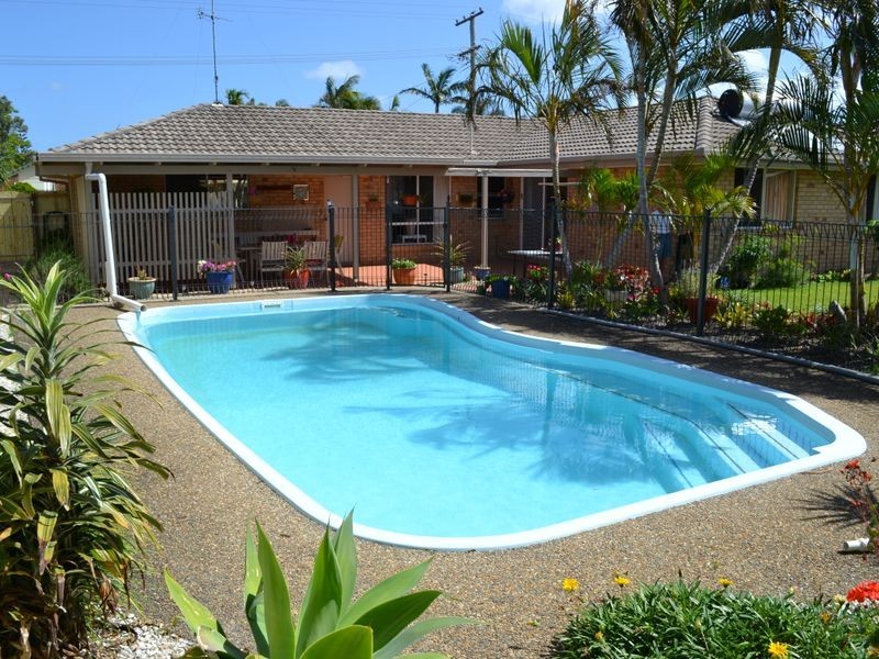 11 Poinciana Avenue, Cabarita Beach NSW 2488