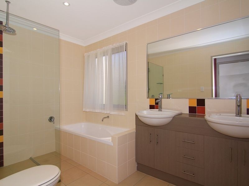 1/692 Casuarina Way, Casuarina NSW 2487