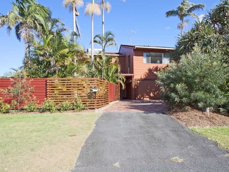 5 Elanora Avenue, Pottsville Beach NSW 2489