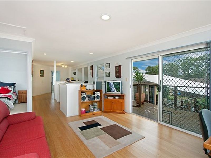 5 Acacia Street, Tweed Heads South NSW 2486