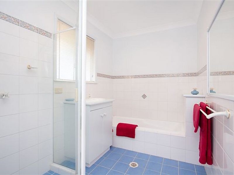 5 Acacia Street, Tweed Heads South NSW 2486