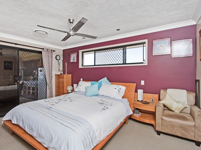 17 Paperbark Court, Banora Point NSW 2486