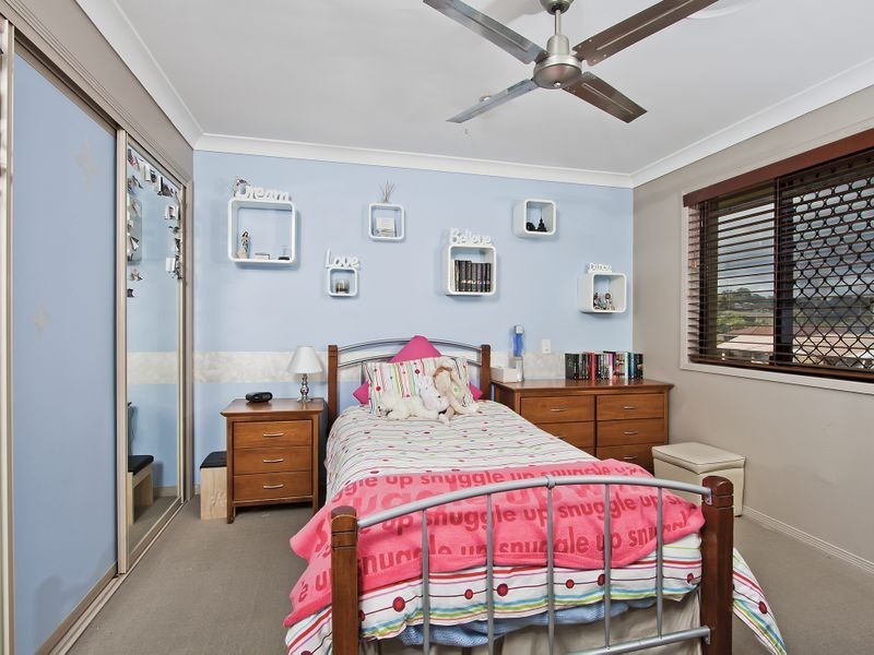 17 Paperbark Court, Banora Point NSW 2486