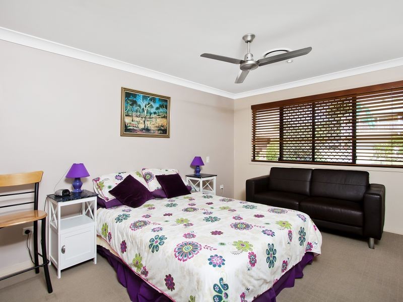 17 Paperbark Court, Banora Point NSW 2486