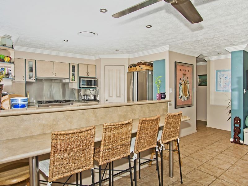 17 Paperbark Court, Banora Point NSW 2486