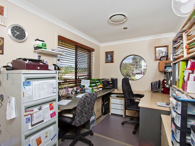 17 Paperbark Court, Banora Point NSW 2486