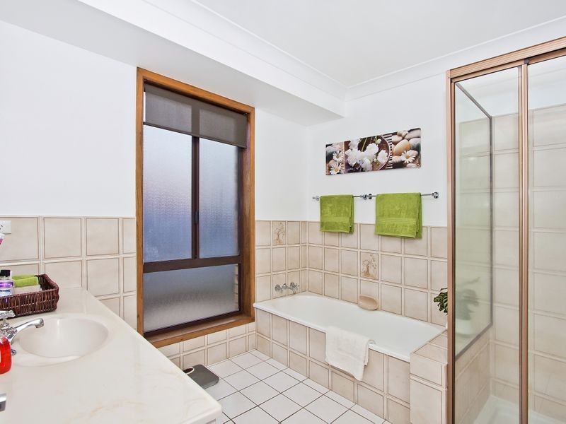 2/9 Bosun Boulevarde, Banora Point NSW 2486