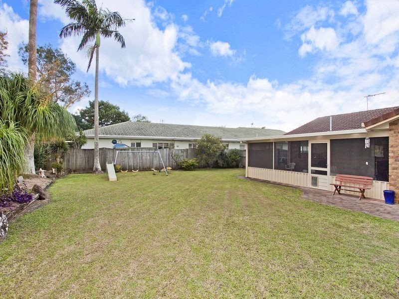 2/9 Bosun Boulevarde, Banora Point NSW 2486