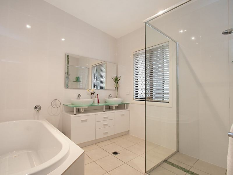 7 Dromara Court, Banora Point NSW 2486