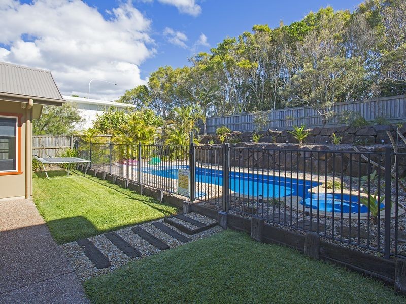 694 Casuarina Way, Casuarina NSW 2487