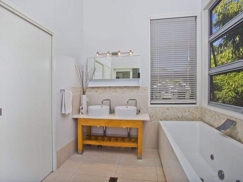 1 Crown Street, Fingal Head NSW 2487