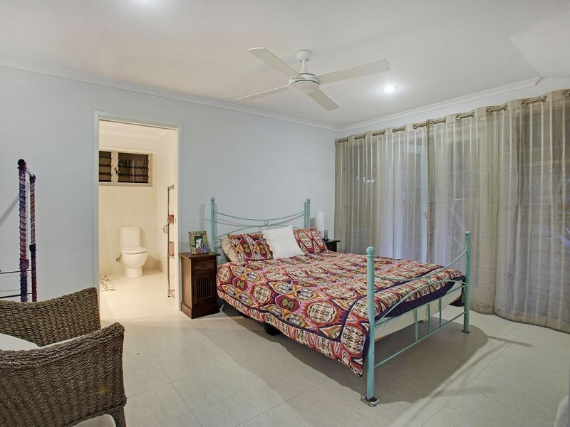 1 Crown Street, Fingal Head NSW 2487