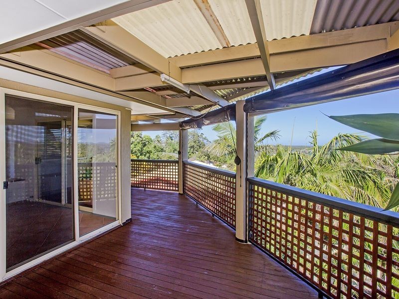 64 Oyster Point Road, Banora Point NSW 2486