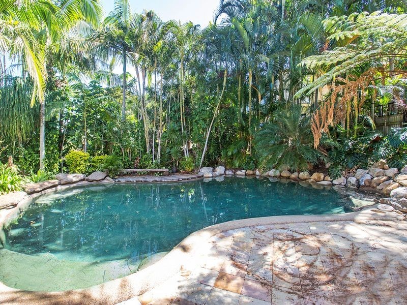 64 Oyster Point Road, Banora Point NSW 2486