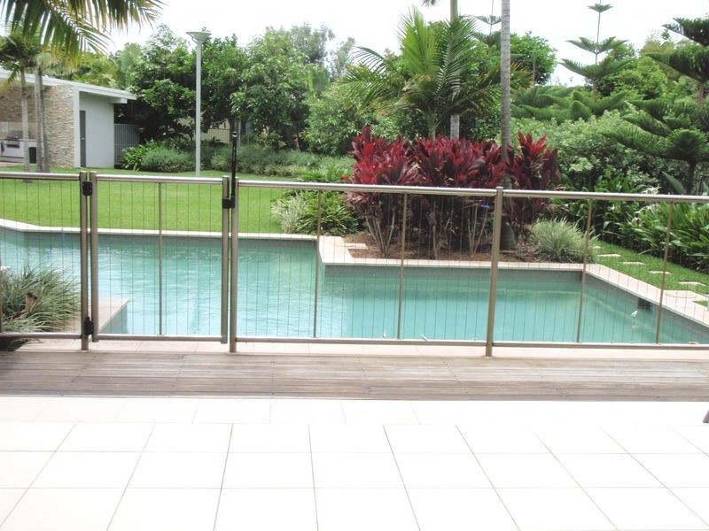 1/2-10 Kamala Crescent, Casuarina NSW 2487