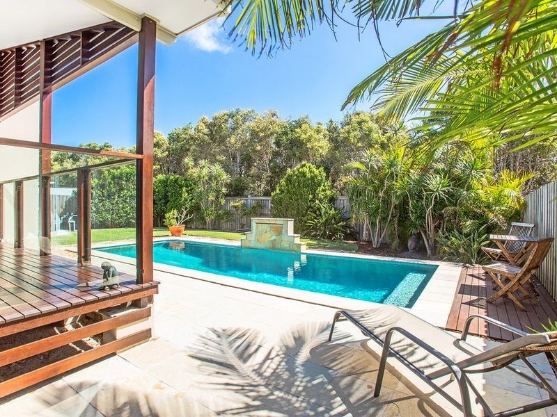 2 Emma Court, Casuarina NSW 2487