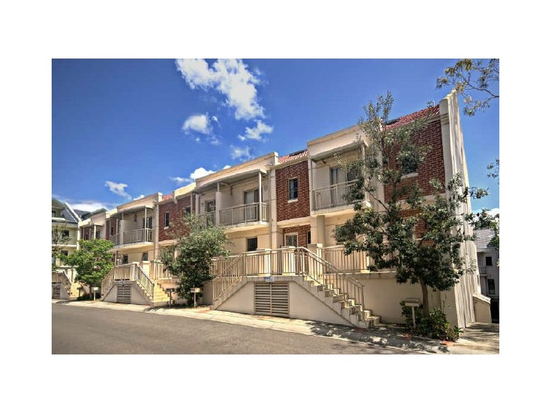 8 Whitfield Avenue, Lane Cove NSW 2066