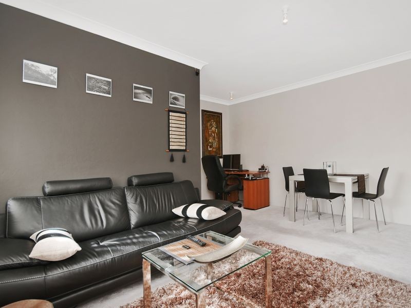 11/83-85 Burns Bay Road, Lane Cove NSW 2066