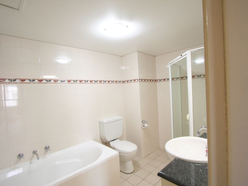 9/2 Taylors Drive, Lane Cove NSW 2066