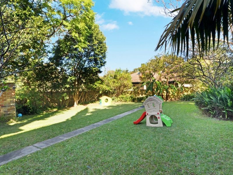 6 Kingslangley Road, Greenwich NSW 2065