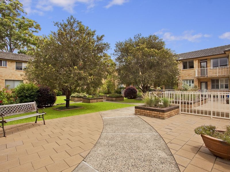 18/105 Burns Bay Road, Lane Cove NSW 2066