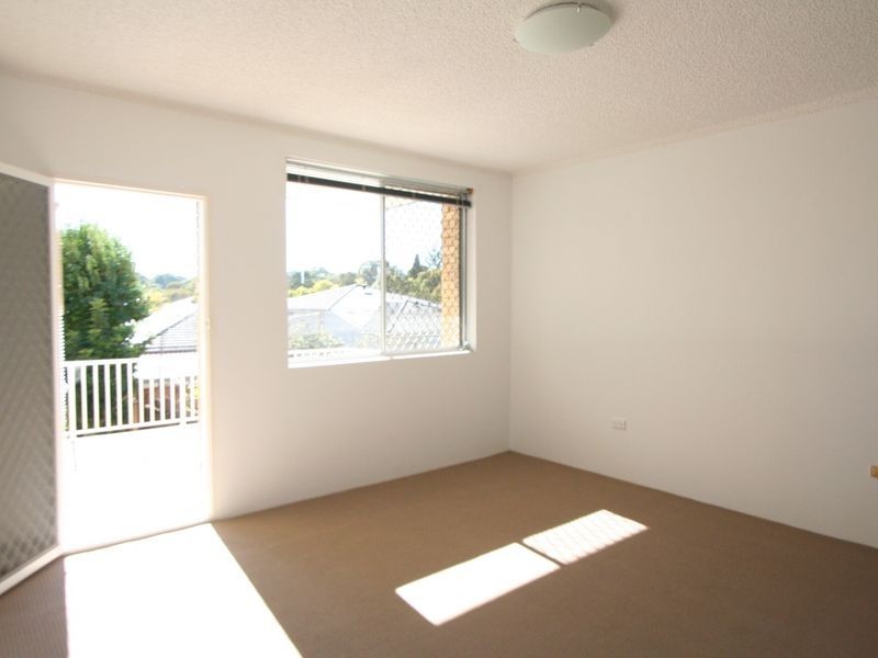 18/105 Burns Bay Road, Lane Cove NSW 2066