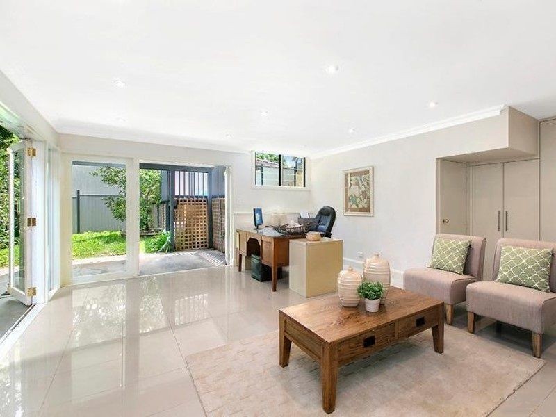 51 Findlay Ave, Roseville NSW 2069