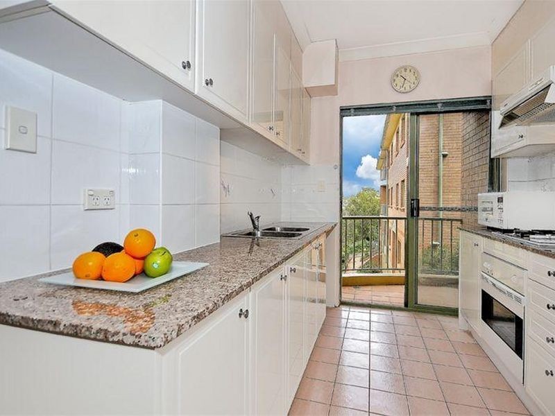 19/292 Burns Bay Road, Lane Cove NSW 2066