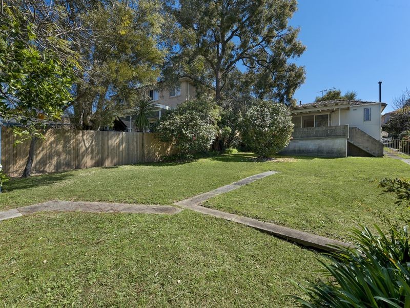 24 Matthews Avenue, Lane Cove NSW 2066