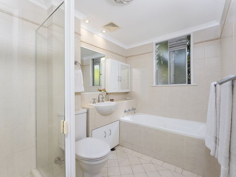 8/300B Burns Bay Road, Lane Cove NSW 2066