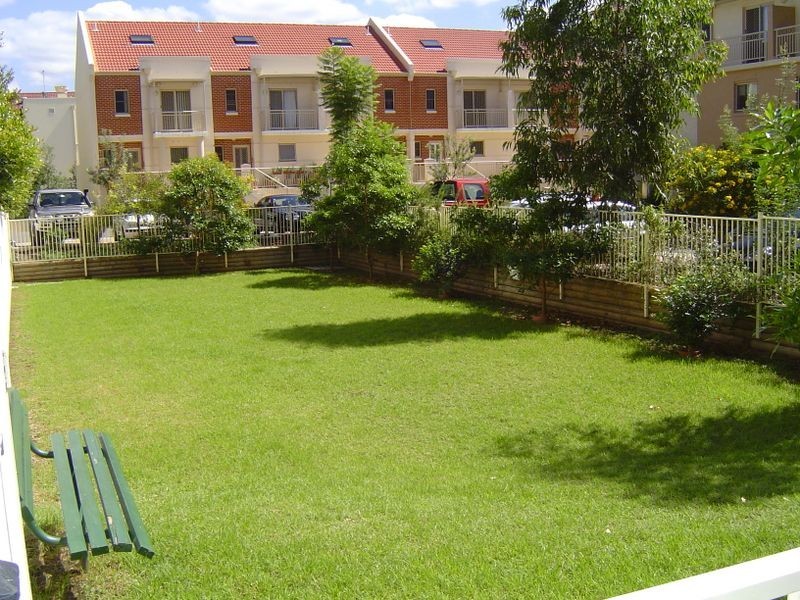 1 Taylors Drive, Lane Cove NSW 2066