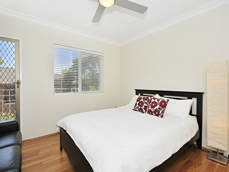 8/127-131 Burns Bay Road, Lane Cove NSW 2066