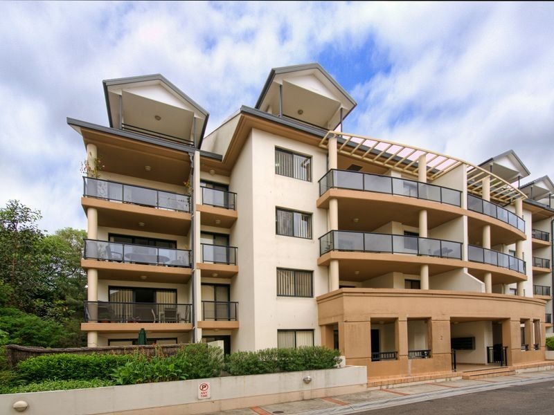 1/2 Taylors Drive, Lane Cove NSW 2066