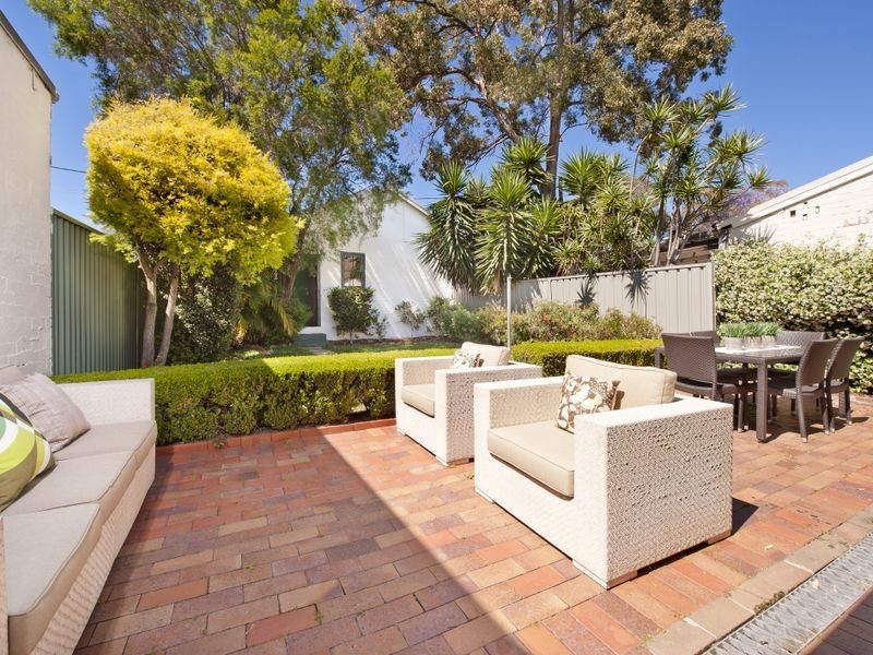 69 Salisbury Road, Stanmore NSW 2048