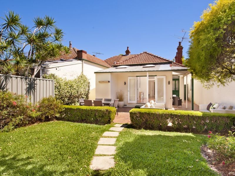 69 Salisbury Road, Stanmore NSW 2048