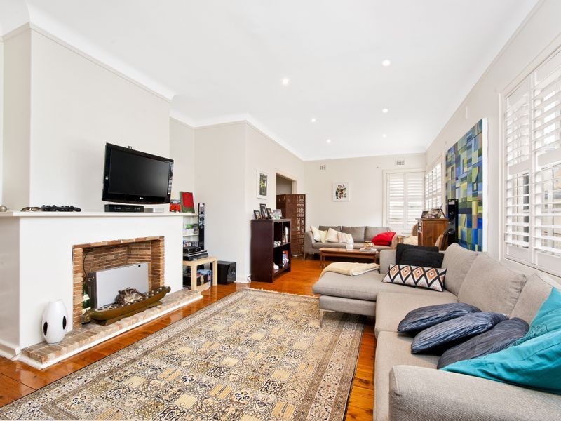 65 River Road, Greenwich NSW 2065