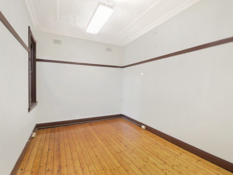 16 Birdwood Lane, Lane Cove NSW 2066