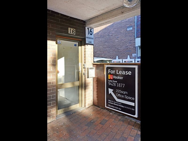 16 Birdwood Lane, Lane Cove NSW 2066