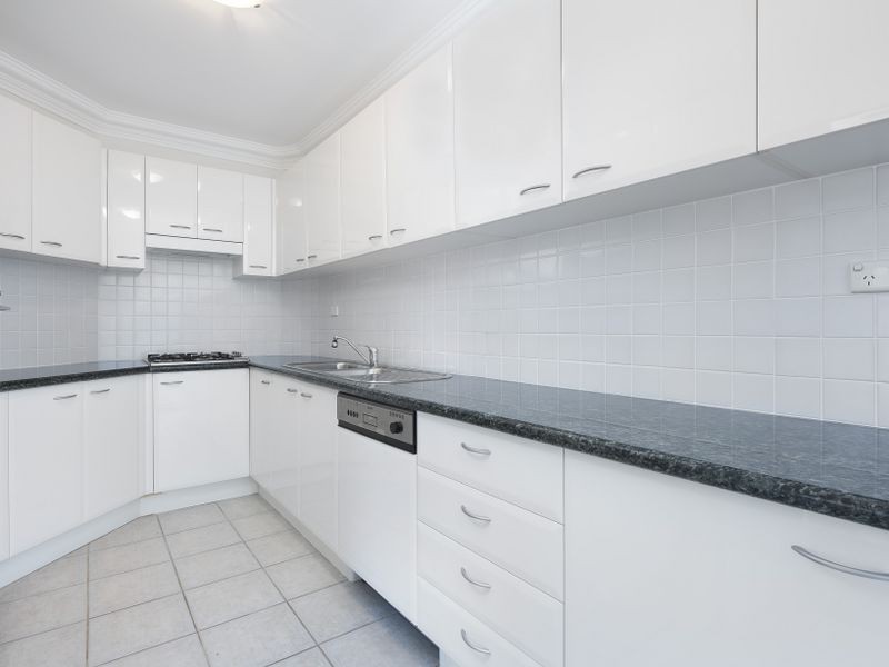 16/218-220 Pacific Highway, Greenwich NSW 2065