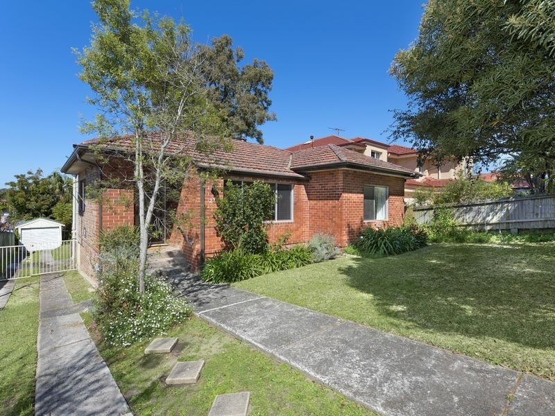 24 Matthews Avenue, Lane Cove NSW 2066