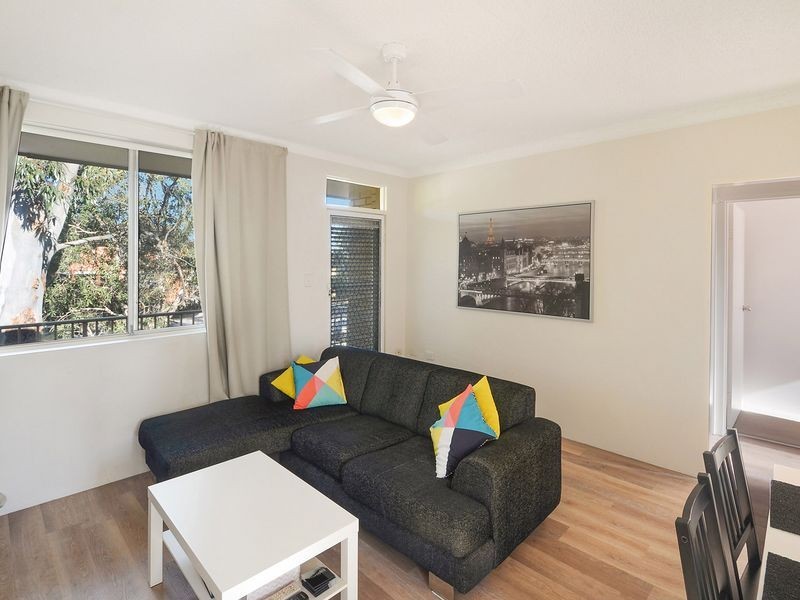 31/105 Burns Bay Rd, Lane Cove NSW 2066