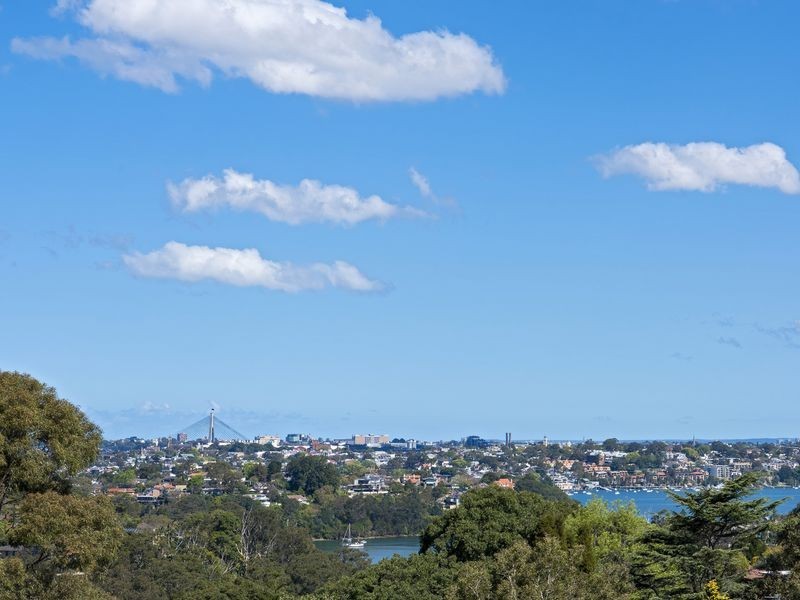 39 Kingslangley Road, Greenwich NSW 2065