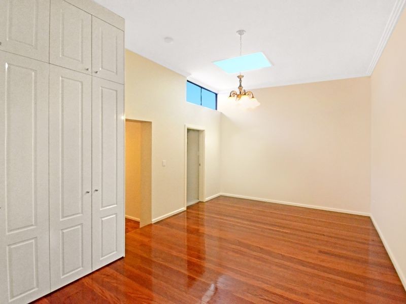 9 Berry Rd, St Leonards NSW 2065