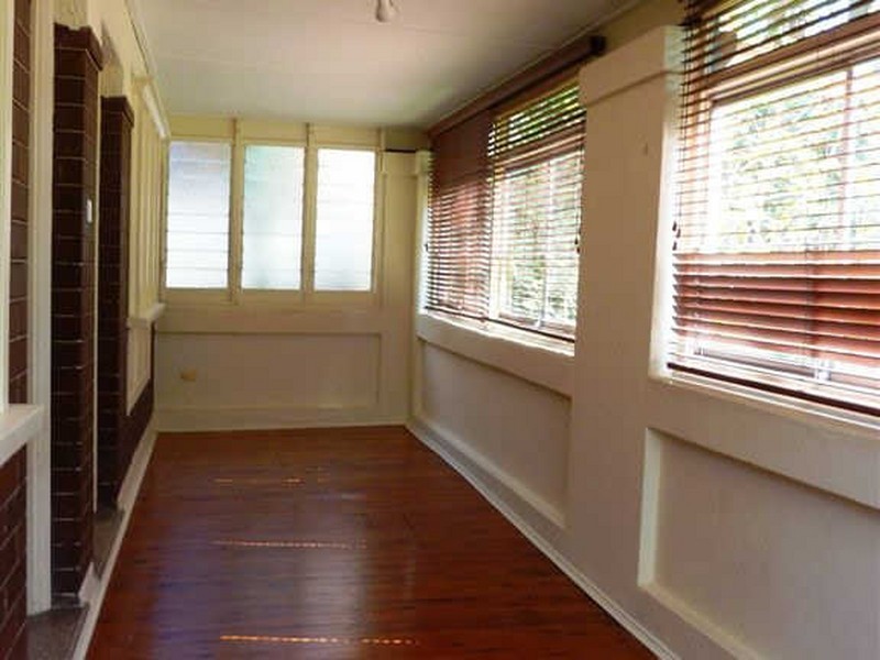 6 Kingslangley Road, Greenwich NSW 2065